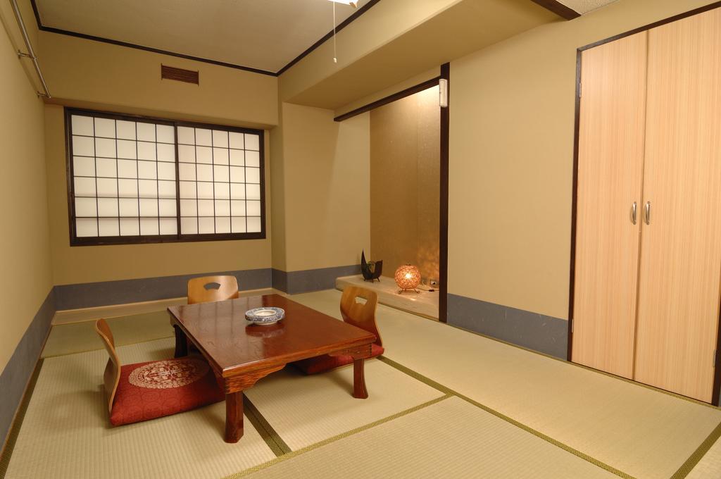 Hotel Iida Киото Стая снимка